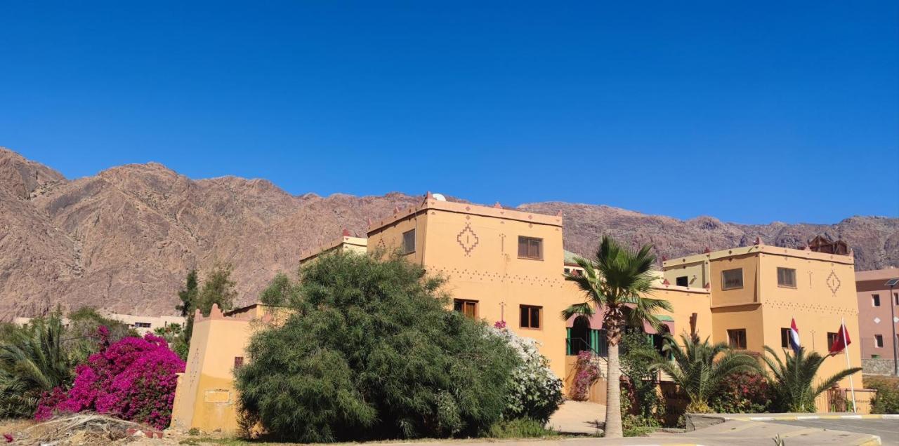 Auberge Kasbah Chez Amaliya Tafraout Exteriör bild